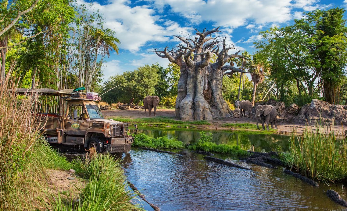 Kilimanjaro Safaris con elefanti nell'area Africa a Disney's Animal Kingdom