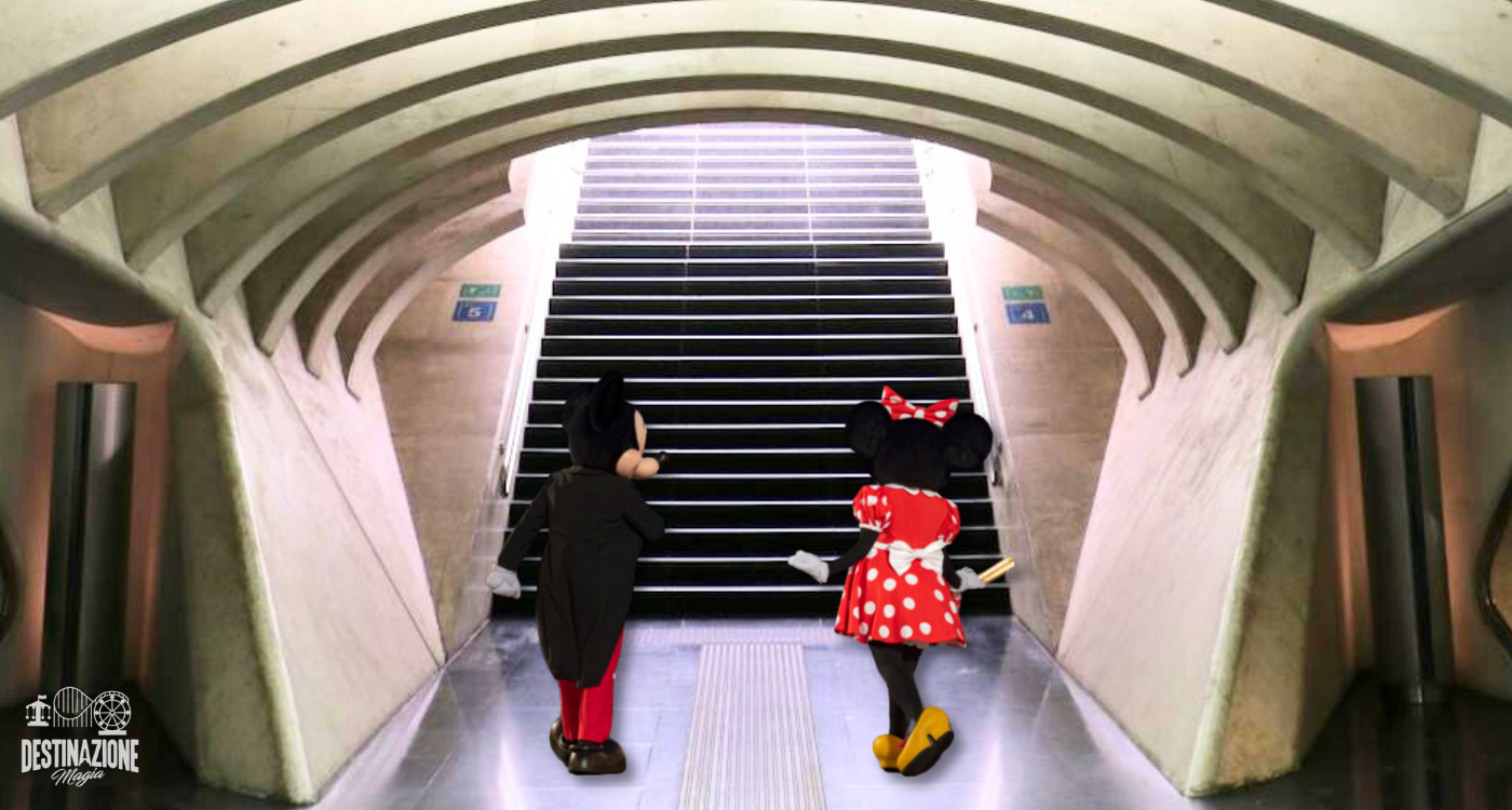 Topolino e Minnie escono dal tunnel